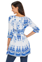 Blue Floral Print White 3/4 Sleeve Stretch Tunic Top