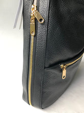 CARBOTTI 1750 Luxurious Italian Leather Shoulder Handbag - Black
