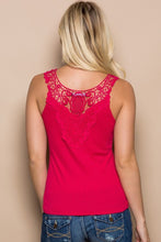 Berry Daisy Crochet Lace Knit Tank Top