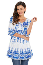 Blue Floral Print White 3/4 Sleeve Stretch Tunic Top