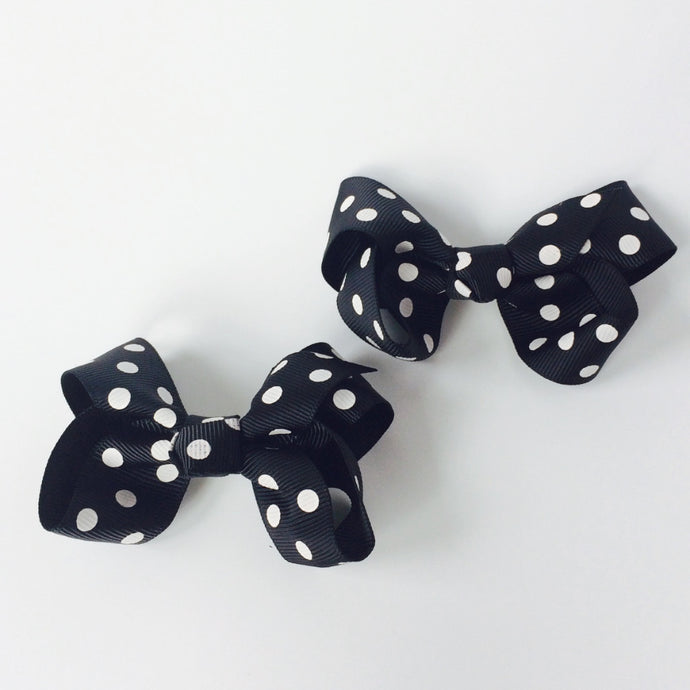 Girls Set of 2 Cross Grain Ribbon Hair Bow Clips 3.1” Long- Black with Dots